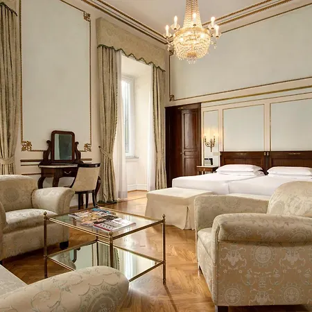 奎里纳莱酒店 酒店 4*