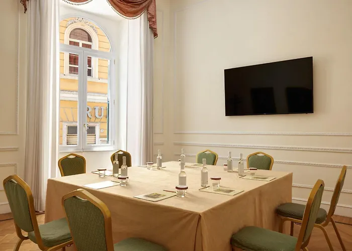 מלון Quirinale 4*