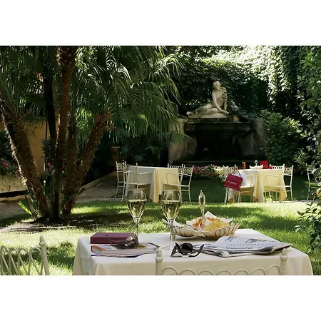 فندق كويريناله 4*